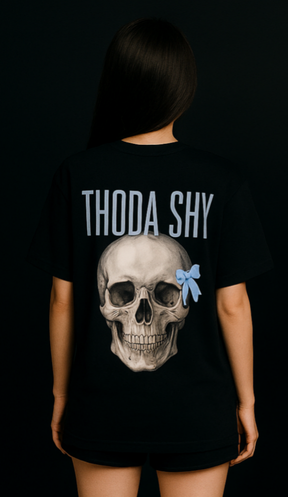 THODA SHY - Oversized Tee